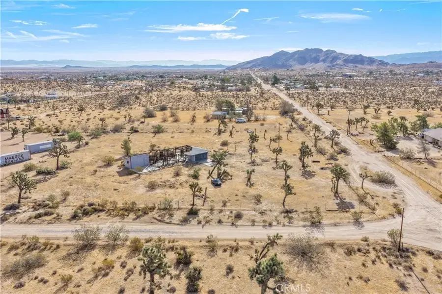 58824 Mesa Dr, Yucca Valley, CA 92284 - #3