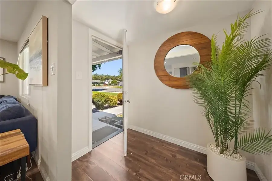 594 Winn, Upland, CA 91786 - #2