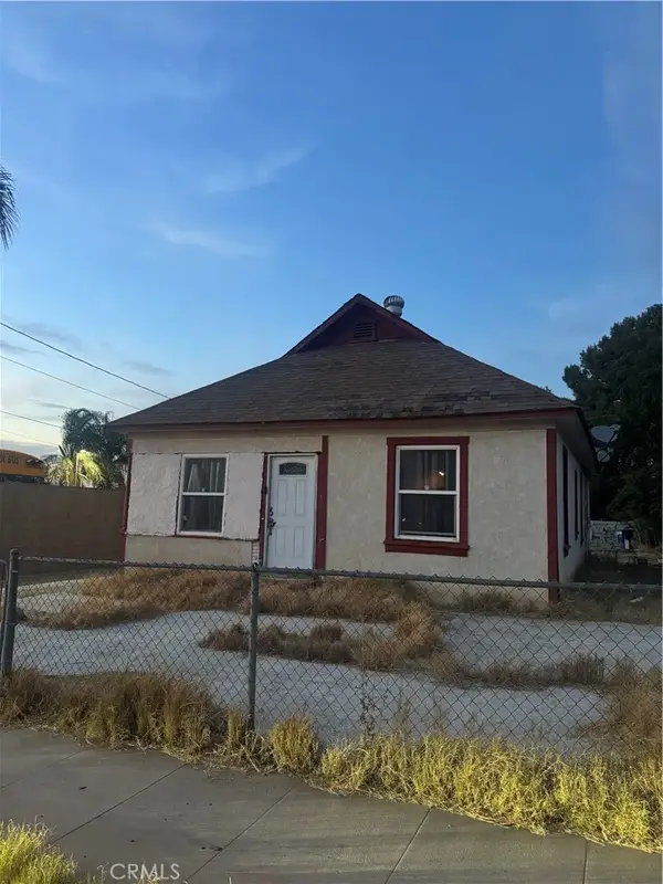 3073 Date, Riverside, CA 92507