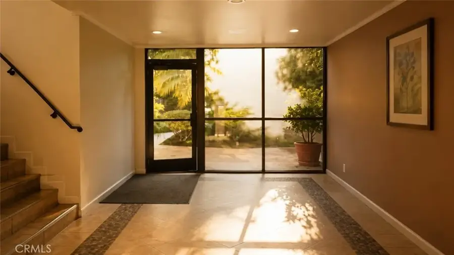 5349 Newcastle #34, Encino, CA 91316 - #3
