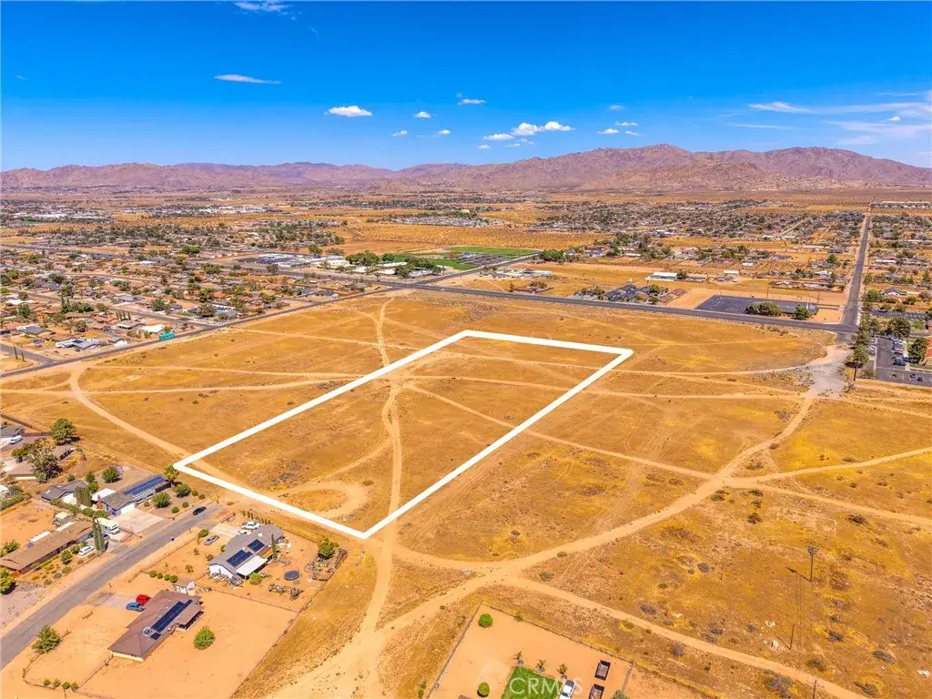 30874811 Okanagan, Apple Valley, CA 92308 - #1