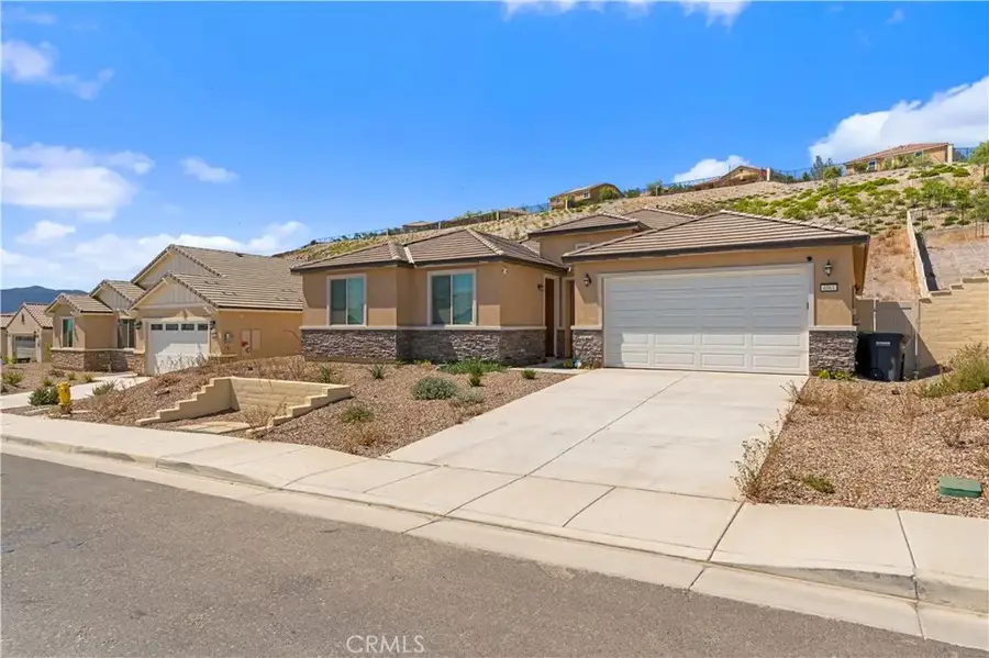 4061 Hudson, Lake Elsinore, CA 92530 - #2