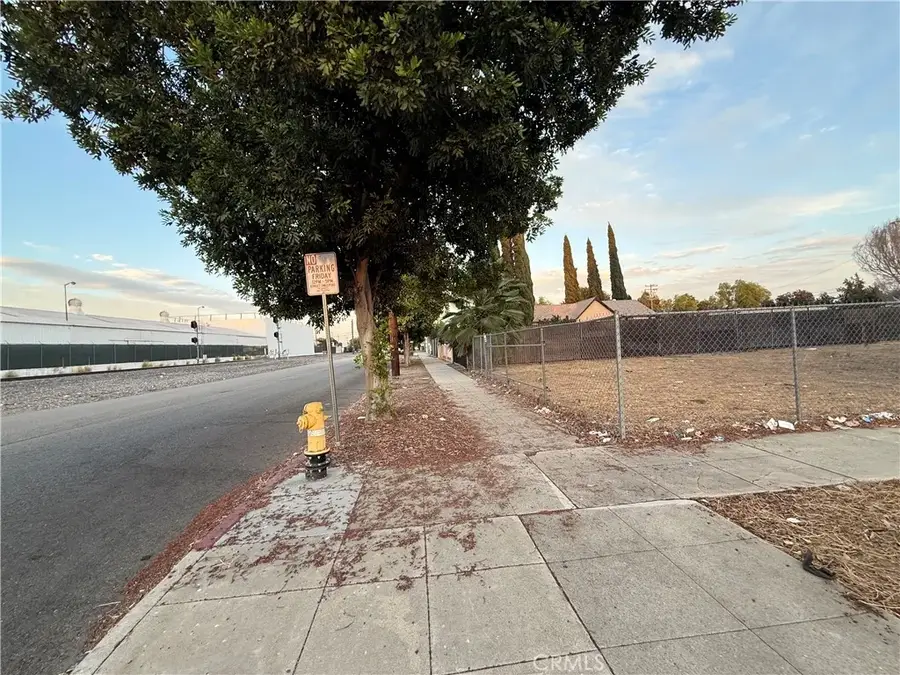 421 S Plum, Ontario, CA 91761 - #2
