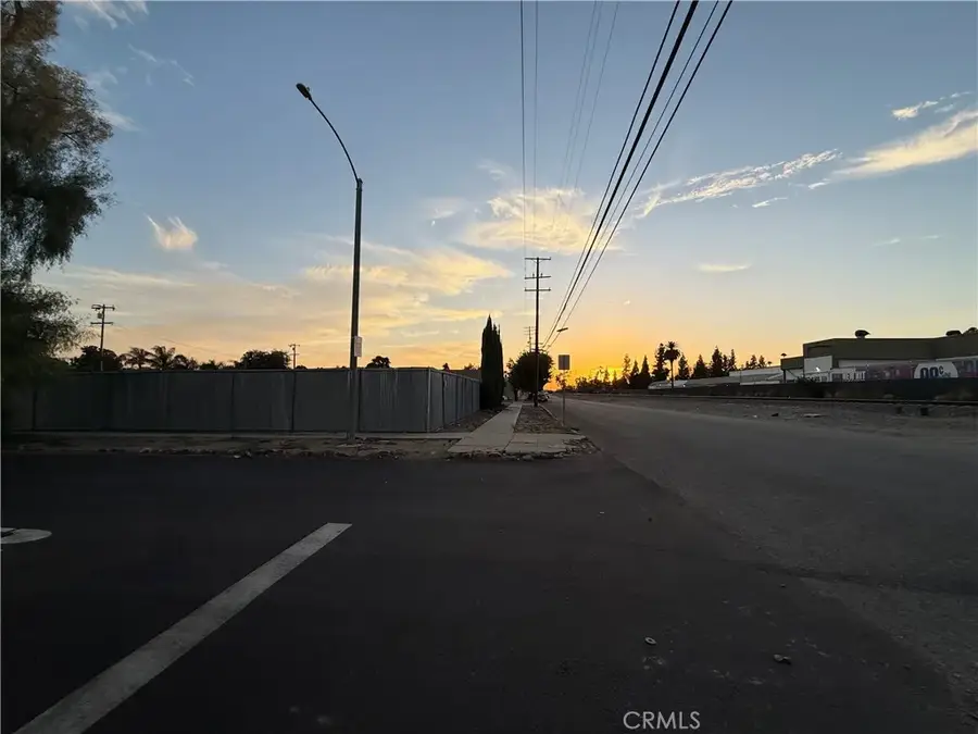 421 S Plum, Ontario, CA 91761 - #3
