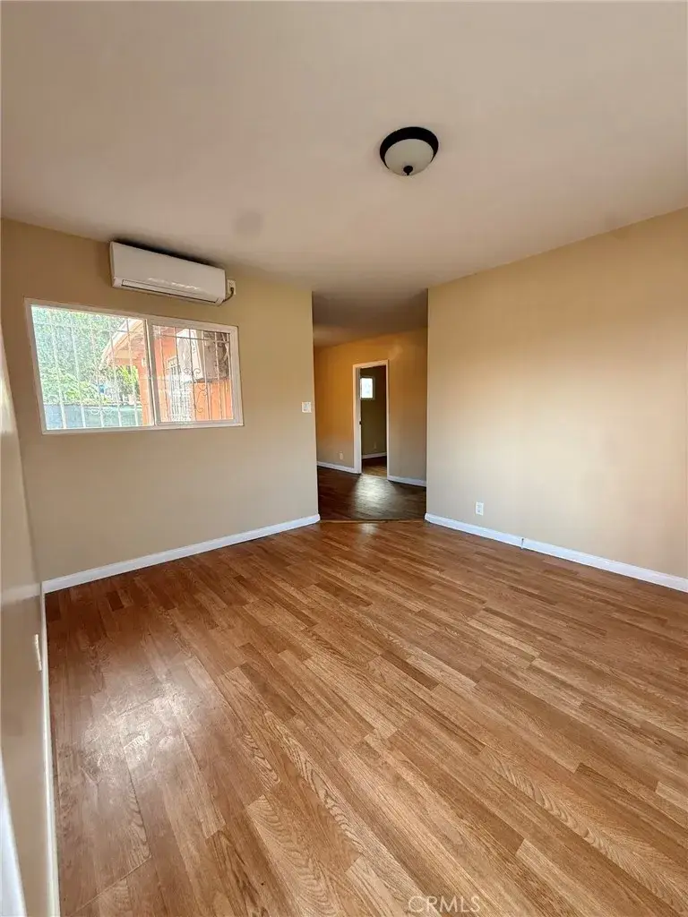 6117 S Hoover, Los Angeles, CA 90044 - #3