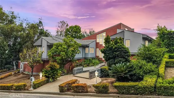 742 Greenridge Drive, La Canada Flintridge, CA 91011