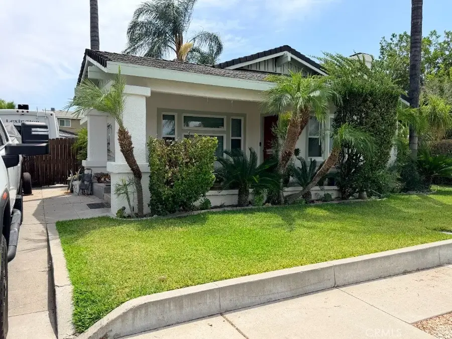 4574 Central Ave, Riverside, CA 92506 - #3