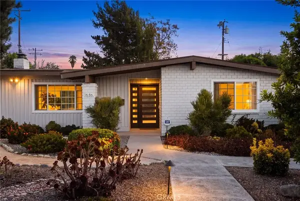 1686 Longwood Avenue, Claremont, CA 91711