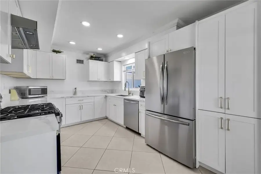 1134 Redwood, Corona, CA 92879 - #3