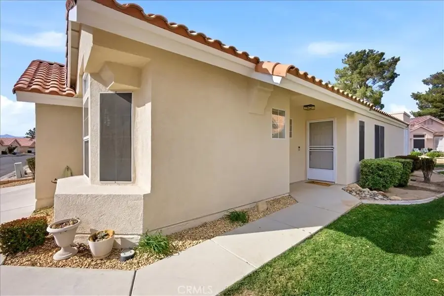 19146 Oak, Apple Valley, CA 92308 - #3