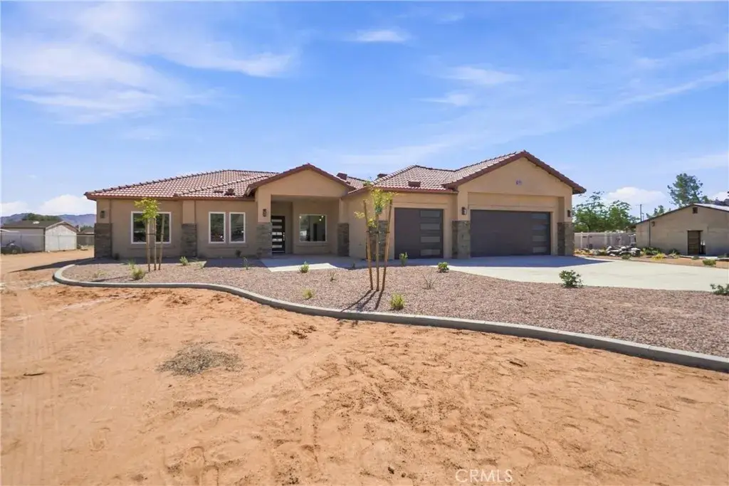 16055 Winnebago, Apple Valley, CA 92307 - #1