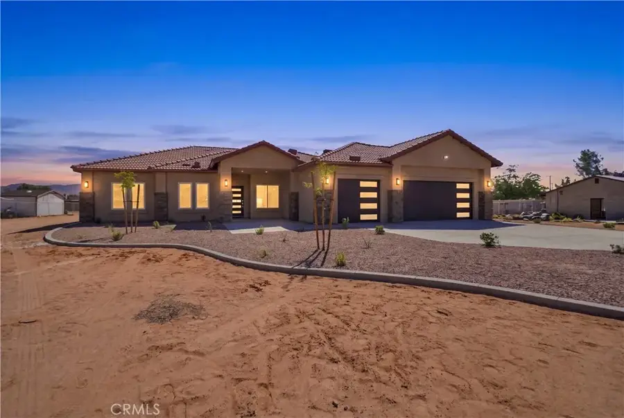 16055 Winnebago, Apple Valley, CA 92307 - #2