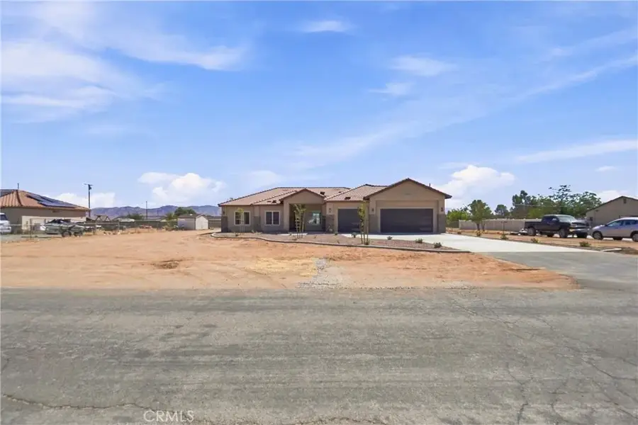 16055 Winnebago, Apple Valley, CA 92307 - #3