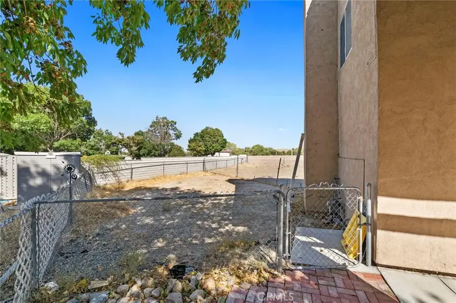 15080 Birdie Ln, Helendale, CA 92342 - #3