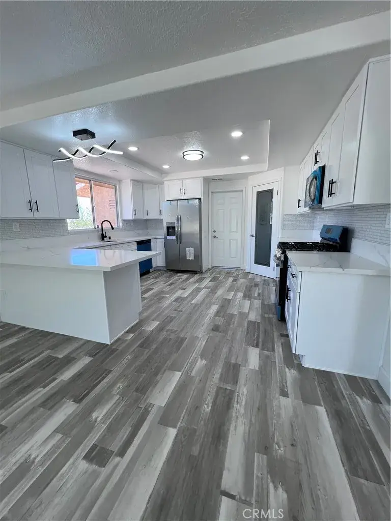 11490 4th, Hesperia, CA 92345 - #3
