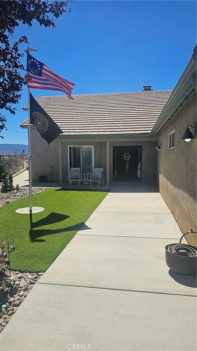 15455 Halinor, Hesperia, CA 92345 - #2