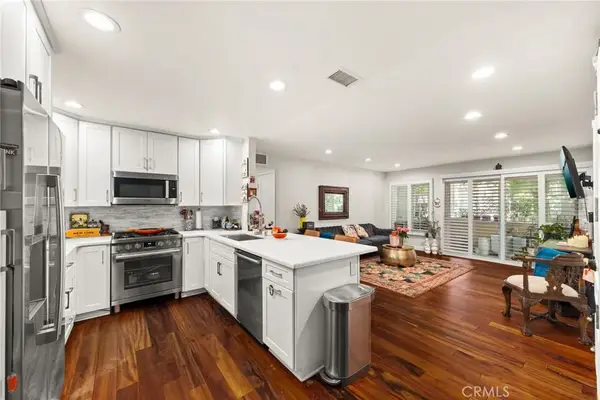 3860 Amberly Dr #F, Inglewood, CA 90305