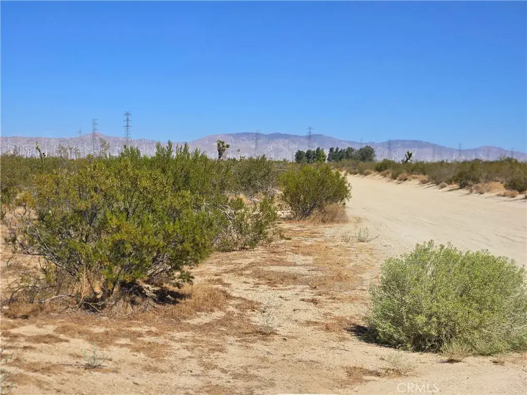 8517 Stagecoach, Mojave, CA 93501 - #1