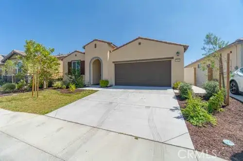 561 Yukon Road, Rialto, CA 92377 - #1