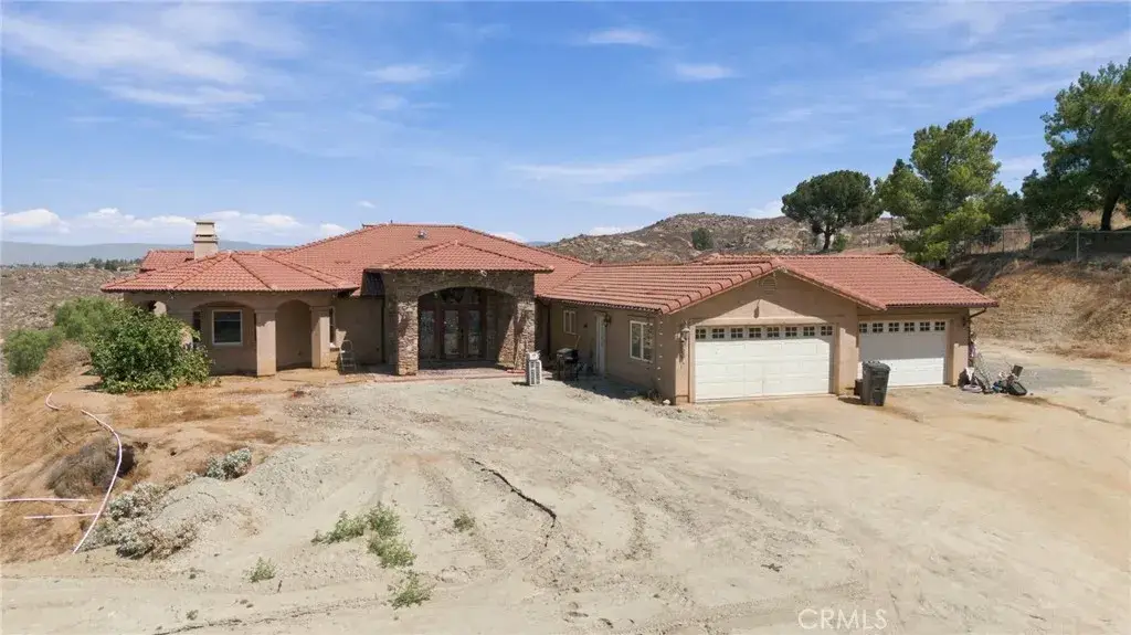 17010 Ridge Canyon, Riverside, CA 92506 - #1