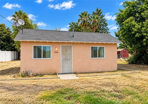 1284 E Laurelwood, San Bernardino, CA 92408