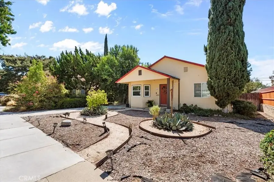 829 W Berkeley Court, Ontario, CA 91762 - #3