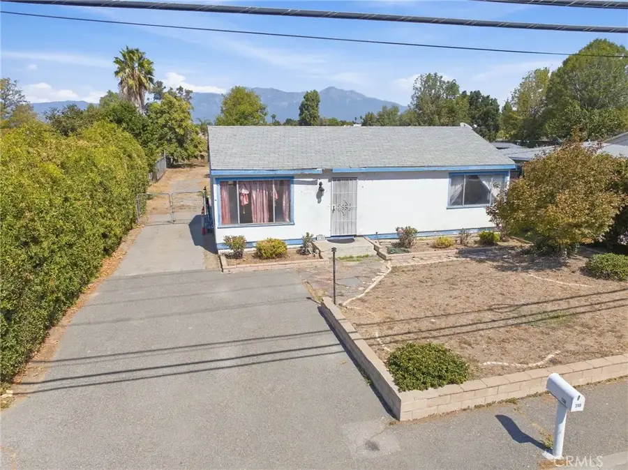 230 W Philadelphia, Ontario, CA 91762 - #2