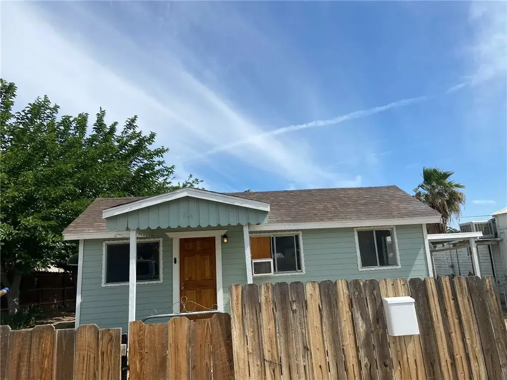 104 Buena Vista, Taft, CA 93268 - #1