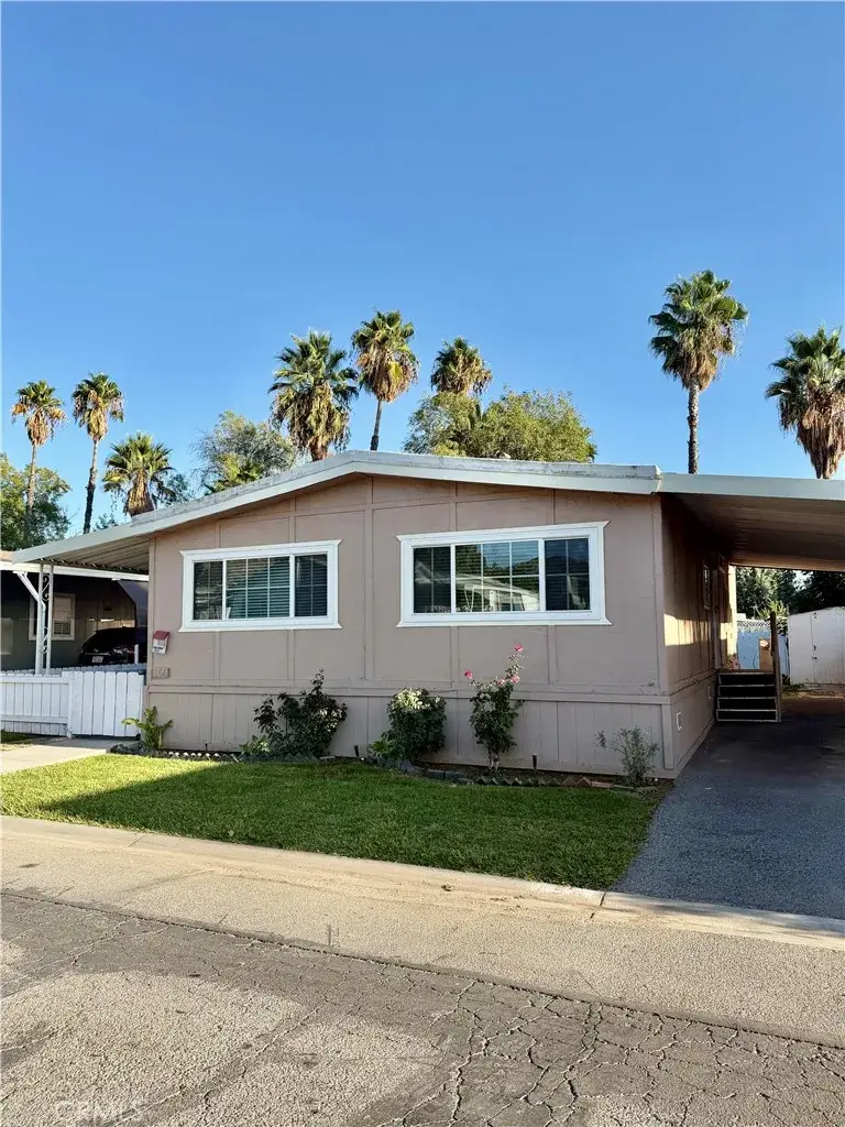 2851 S. La Cadena South #156, Colton, CA 92324 - #3