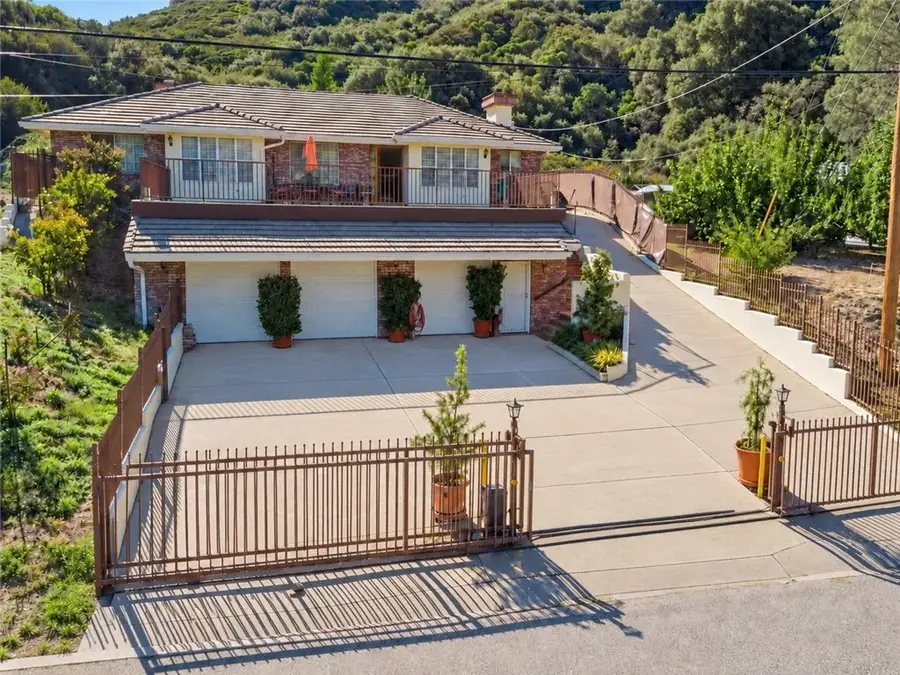 14285 Club View Drive, Lytle Creek, CA 92358 - #2