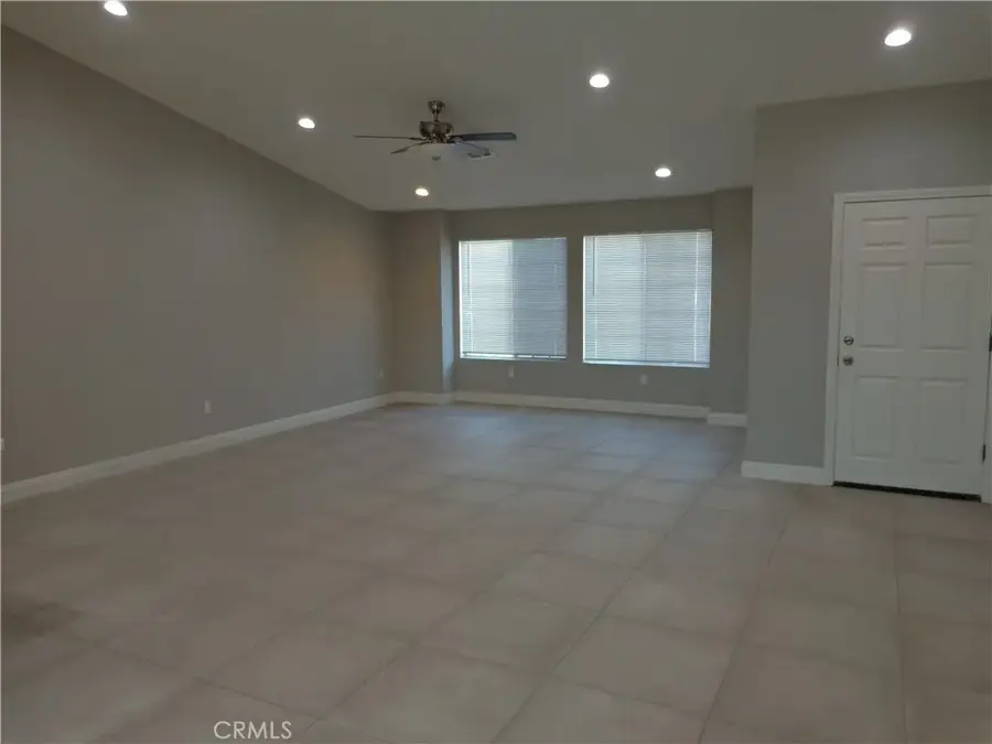 12744 Running Deer, Apple Valley, CA 92308 - #3