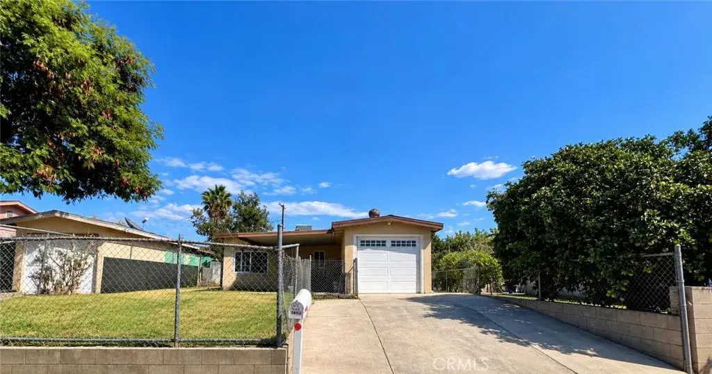 1452 Holly Ave., Colton, CA 92324 - #1