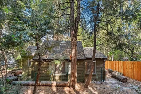 650 Rose Hill, Crestline, CA 92325