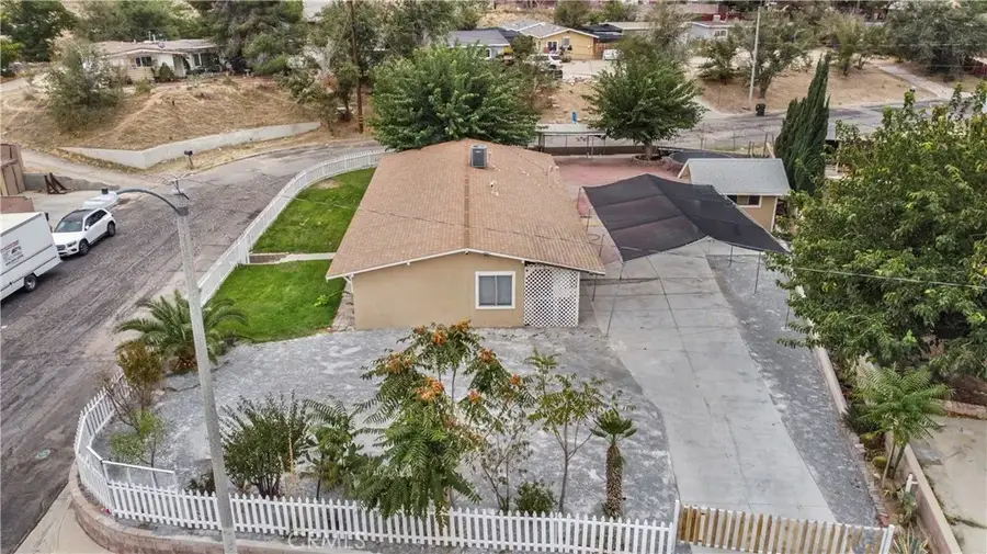 16633 Don, Victorville, CA 92395 - #2