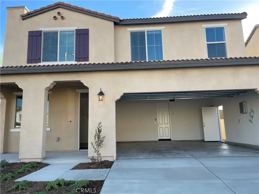 719 S Pine, Rialto, CA 92376 - #2