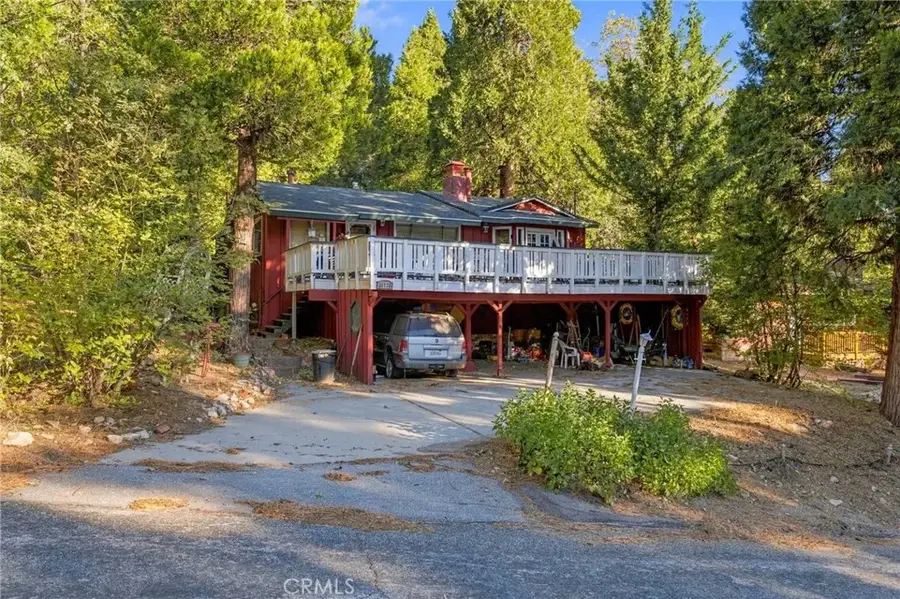 31136 Mountain Oak Drive, Running Springs, CA 92382 - #2