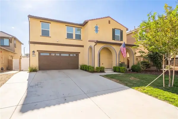 2460 Yellowstone Way, Rialto, CA 92377