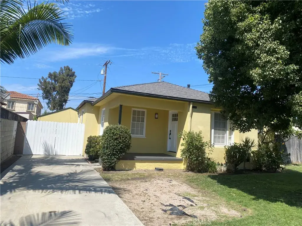 6165 Lincoln Avenue, South Gate, CA 90280 - #1