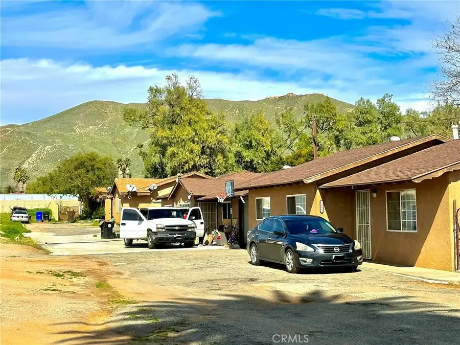 9085 Bellegrave Avenue, Jurupa Valley, CA 92509 - Image #3