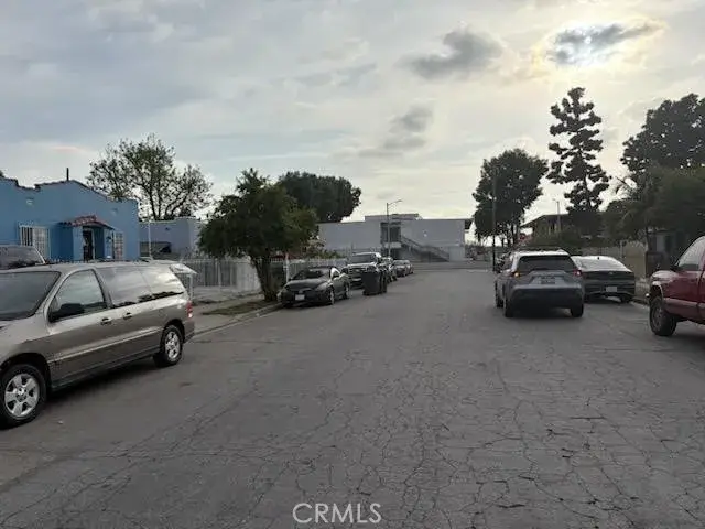 1413 E 77th Street, Los Angeles, CA 90001 - Image #2