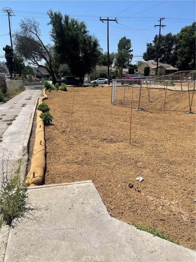 2246 Glenrose Avenue, Altadena, CA 91001 - #2