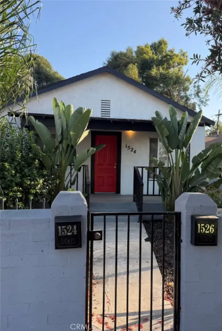 1524 E 105th Street, Los Angeles, CA 90002 - #2