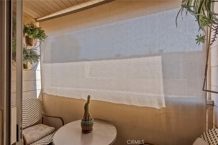 9950 Jordan Avenue #10, Chatsworth, CA 91311 - Image #3