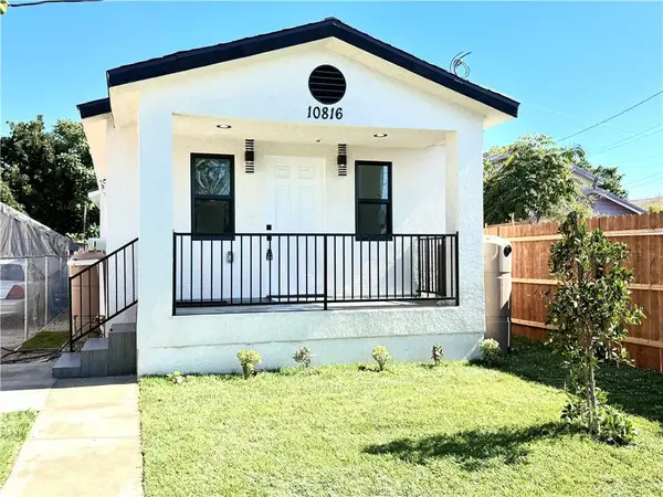 10816 Willowbrook, Los Angeles, CA 90059