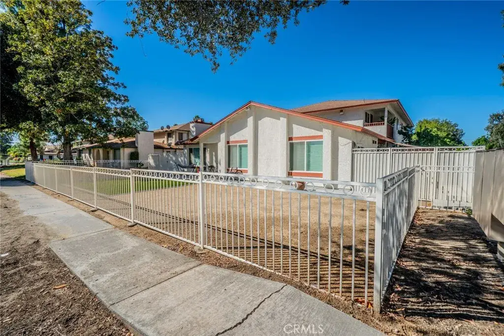 1117 Oxford, Redlands, CA 92374 - Image #1