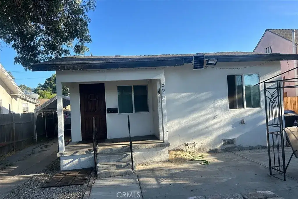 822 E 77th St, Los Angeles, CA 90001 - Image #1