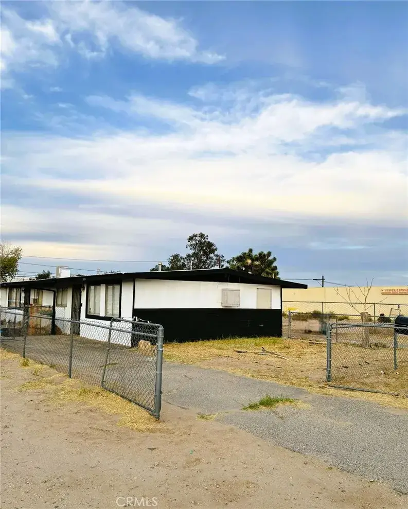 16396 Yucca, Hesperia, CA 92345 - Image #1