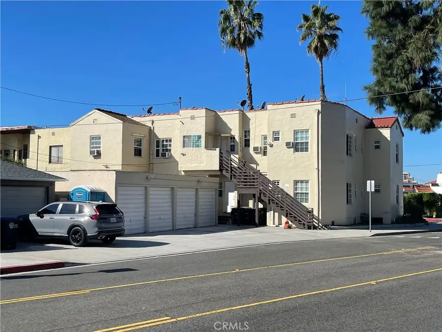 630 Naranja Drive, Glendale, CA 91206 - Image #3