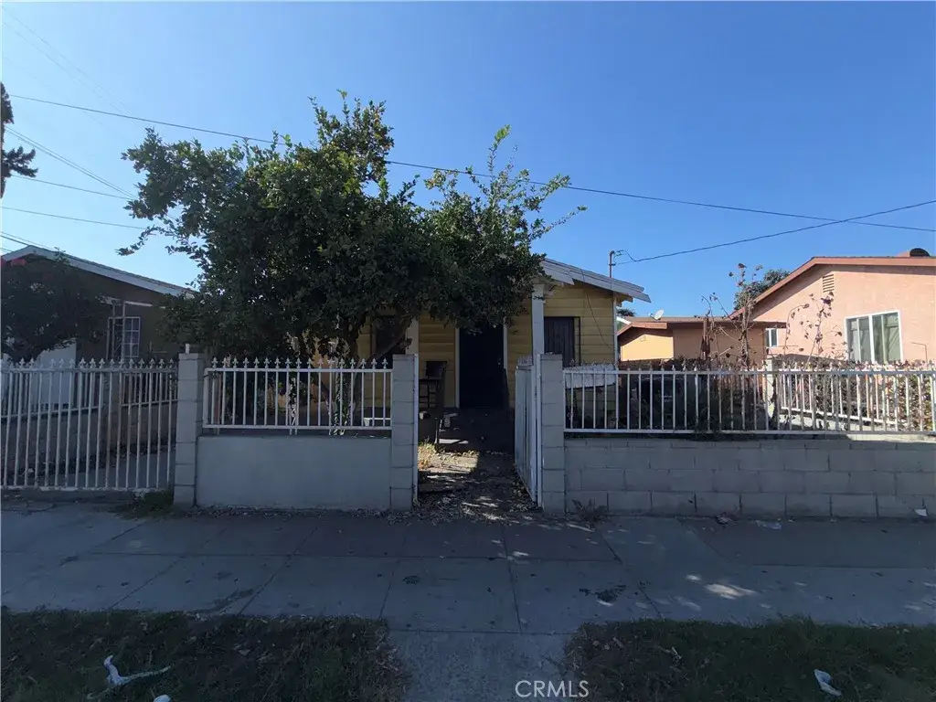 8511 Maie, Los Angeles, CA 90001 - #1