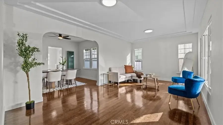 715 W 104th St, Los Angeles, CA 90044 - Image #3